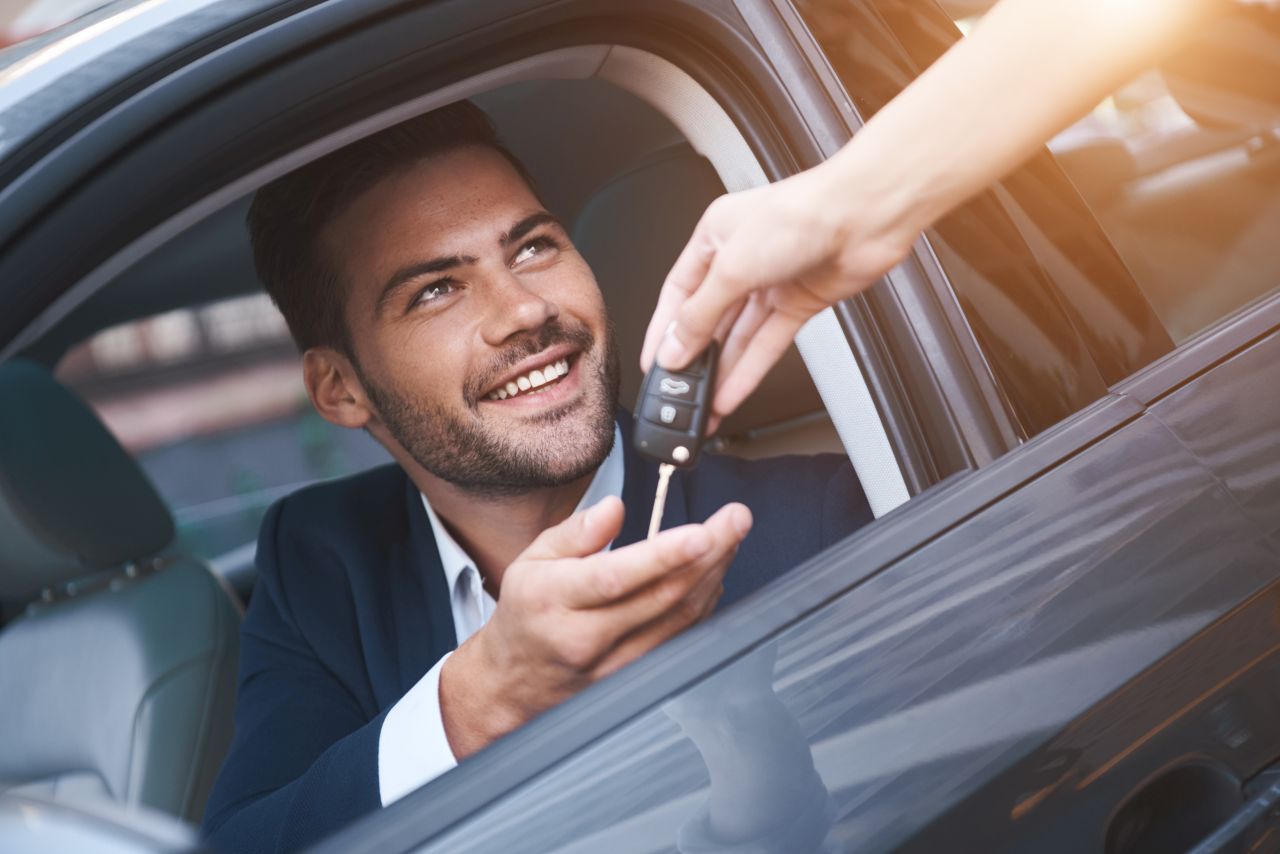 Jakie korzyści mogą odnieść klienci, decydujący się na leasing pojazdu?
